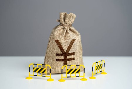 Japanese yen bag is fenced with barriers. Capital restrictions. Prevent rapid fluctuations in exchange rates. Limit investment opportunities. Limiting the amount of money flowing in or out.