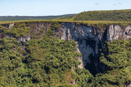 Klippen rund um den Fortaleza Canyon, Cambara do Sul, Rio Grande do Sul, Brasilien
