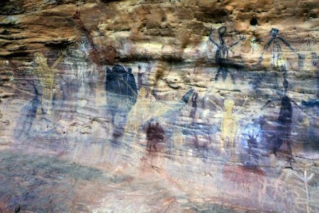 Photo for CAPE YORK, QLD - JUNE 21 2023:Indigenous Australian rock art paintings on Split Rock Laura in Cape York peninsula Queensland, Australia.Rock art is an integral part of First Nations life and customs. - Royalty Free Image