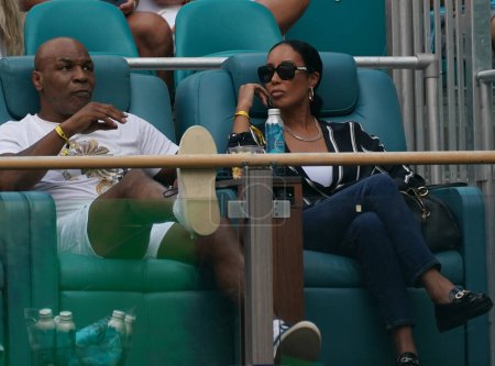 Photo for MIAMI GARDENS, FLORIDA - APRIL 1, 2023: Mike Tyson and his wife Lakiha Spicer attend the women's singles final match at 2023 Miami Open at the Hard Rock Stadium, Miami Gardens, Florida, USA - Royalty Free Image