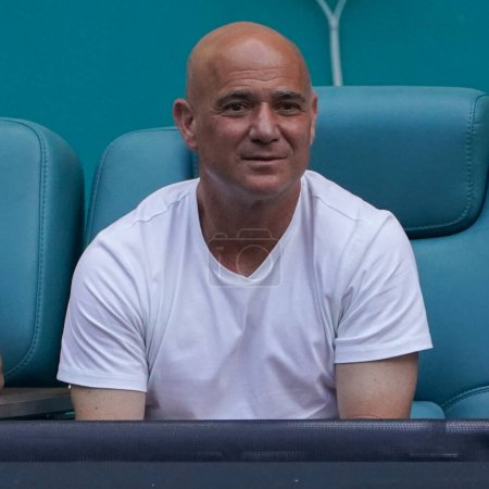 Photo for MIAMI GARDENS, FLORIDA - MARCH 30, 2024: Andre Agassi attends 2024 Miami Open women's singles final match between Danielle Collins of USA and Elena Rybakina of Kazakhstan at Hard Rock Stadium in Miami Gardens, Florida - Royalty Free Image