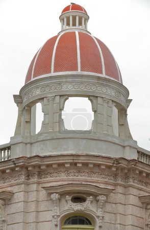 Photo for Decorative open turret made of cement crowning a corner of the flat roof deck of a two storey colonial building at the northwest intersection of the O'Reilly and Cuba Tacon Streets. Old Havana-Cuba. - Royalty Free Image