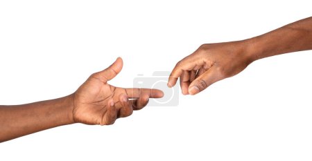 Hände ausgestreckt, um zu helfen oder zu geben. Zwei männliche Hände versuchen sich zu berühren wie bei der Schöpfung Adams isoliert auf weißem Hintergrund
