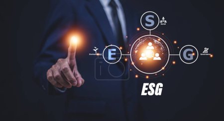 Manager Embracing ESG-Prinzipien fördern nachhaltiges Wachstum, indem sie ökologische, soziale und Governance-Überlegungen in die Entscheidungsfindung integrieren und so langfristigen Wert für Unternehmen und Gesellschaft schaffen.