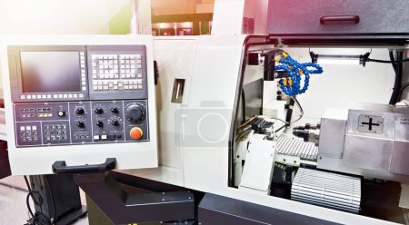 CNC-Drehmaschine für automatisches Längsdrehen