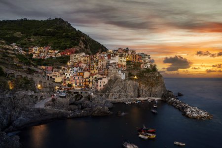 Foto de Cinque Terre in Italy during Sunset taken in May 2022 - Imagen libre de derechos