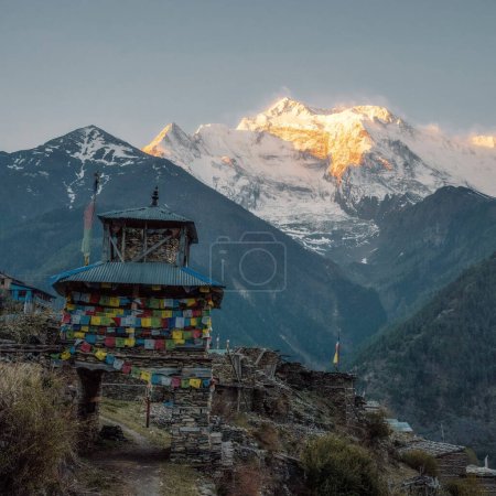 Téléchargez les photos : Annapurna Circuit in Nepal taken in May 2022 - en image libre de droit