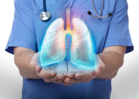 Foto de Doctor demostrando la imagen digital de los pulmones humanos en el fondo de luz, primer plano - Imagen libre de derechos