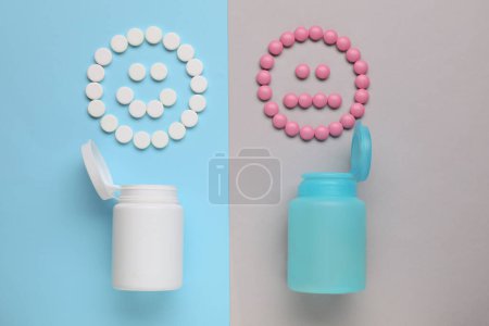 Foto de Diferentes emoticonos hechos de antidepresivos y frascos médicos sobre fondo de color, planas - Imagen libre de derechos