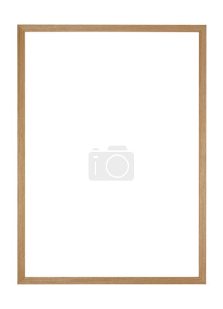 Téléchargez les photos : Cadre en bois isolé sur blanc. Pour miroir, photo, image, peinture et autres - en image libre de droit