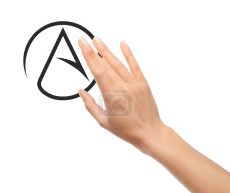 Foto de Mujer tocando el signo de ateísmo sobre fondo blanco, primer plano - Imagen libre de derechos