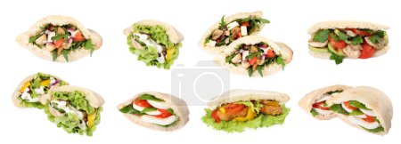 Foto de Collage con sabrosos sándwiches de pita aislados en blanco - Imagen libre de derechos