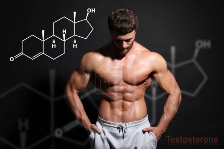 Hombre muscular y fórmula estructural de testosterona sobre fondo negro, primer plano
