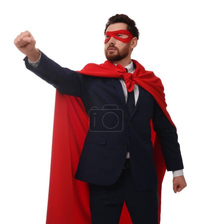 Foto de Hombre de negocios confiado con capa de superhéroe rojo y máscara sobre fondo blanco - Imagen libre de derechos