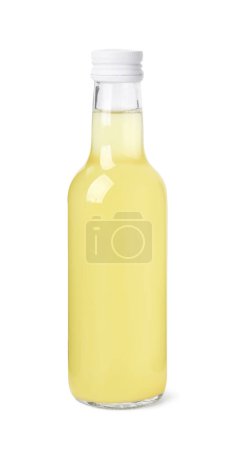 Köstliche Kombucha in Glasflasche isoliert auf weiß