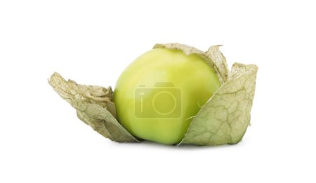 Tomatillo vert frais avec écorce isolée sur blanc