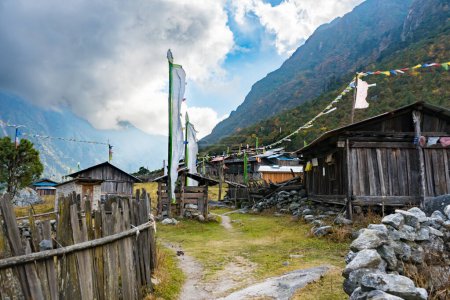 Hermosa comunidad Phaley Foley Village en el paisaje del Himalaya de Ghunsa, Kanchenjunga, Taplejung, Nepal