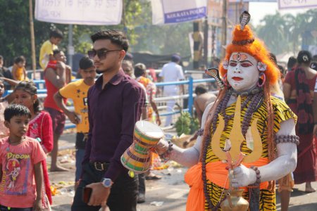 Photo for 31st October 2022, Kolkata, West Bengal, India. Bahurupi of Lord Shiva at Babu Ghat - Royalty Free Image