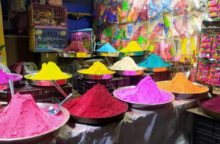 Foto de Color for Holi está a la venta en Burrabazar Kolkata - Imagen libre de derechos