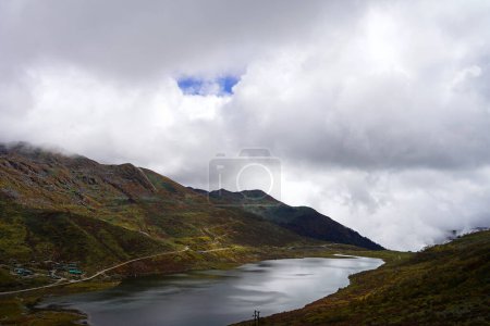 Foto de Lago en forma de elefante en la antigua ruta de la seda Sikkim - Imagen libre de derechos