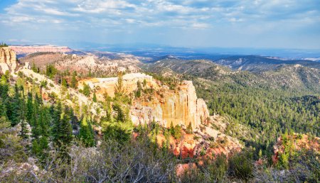 Foto de Parque Nacional Bryce Canyon Utah USA, hermoso paisaje natural, concepto, turismo, punto de referencia de viajes - Imagen libre de derechos