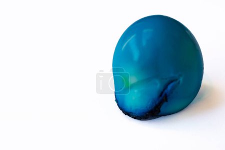 Téléchargez les photos : Painted easter egg, close up - en image libre de droit