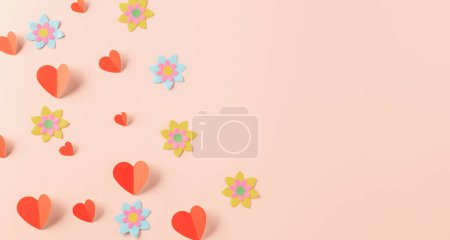 Téléchargez les photos : Happy Valentines day concept. Symbol of love paper art with copy space for text, handmade red paper hearts shape cutting pastel pink background, Mothers Day - en image libre de droit