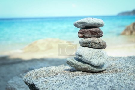 Foto de Piedras relajarse en la naturaleza por el mar viaje - Imagen libre de derechos