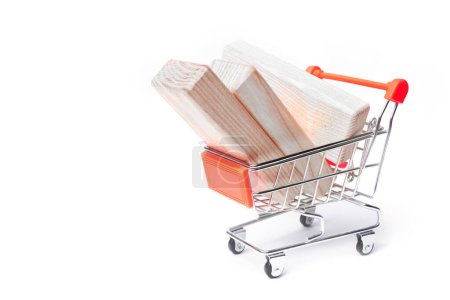 Foto de Elegante cesta de capas para ir de compras con barras sobre un fondo blanco - Imagen libre de derechos