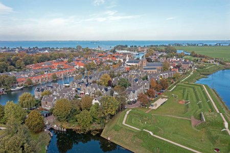 Téléchargez les photos : Aerial from the traditional city Muiden in the Netherlands - en image libre de droit