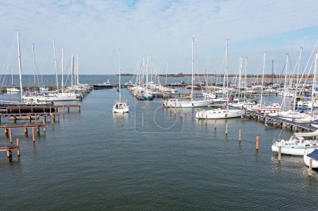 Foto de Harbor from Hindeloopen in Friesland Países Bajos - Imagen libre de derechos