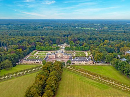 Téléchargez les photos : Aerial from Palace Het Loo near Apeldoorn in the Netherlands - en image libre de droit