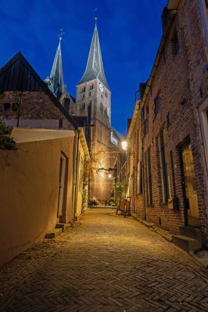 Photo for The Berg church (Bergkerk) in Deventer the Netherlands by night - Royalty Free Image
