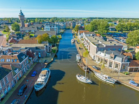 Téléchargez les photos : Aérien de la ville historique de Sneek aux Pays-Bas - en image libre de droit