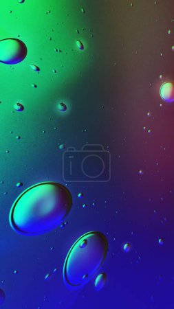 Téléchargez les photos : Gradient phone wallpaper oil bubble background - en image libre de droit