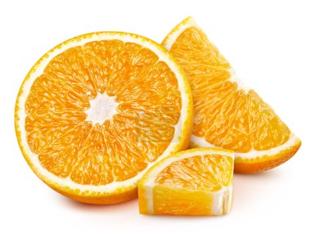Téléchargez les photos : Orange isolé sur fond blanc. Pile orange pleine profondeur de champ macro shot. Orange avec chemin de coupe - en image libre de droit