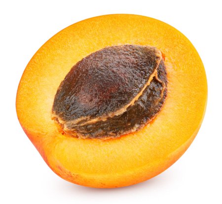 Téléchargez les photos : Abricot bio frais à moitié isolé sur fond blanc. Chemin de coupe d'abricot. Fruits d'abricot - en image libre de droit
