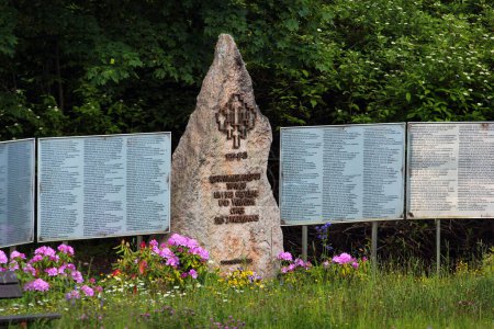 Foto de Johanngeorgenstadt, Alemania - 11 de junio de 2023: Monumento a los soldados de Johanngeorgenstadt que han caído en dos guerras mundiales del siglo XX - Imagen libre de derechos