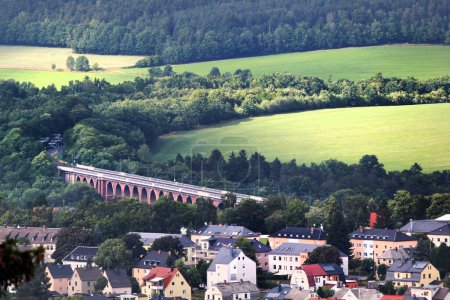 Goltzsch-Viadukt, die größte gemauerte Eisenbahnbrücke der Welt in Sachsen