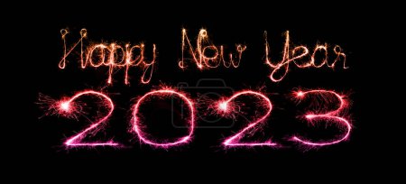Téléchargez les photos : 2023 heureuse nouvelle année feux d'artifice écrit scintillant la nuit - en image libre de droit