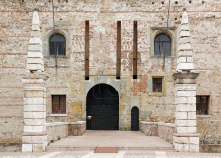 Fassade des unteren Schlosses in Marostica, Italien