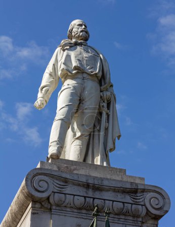 Estatua del héroe italiano Giuseppe Garibaldi, realizada a finales del siglo XVIII, en Niza, Francia