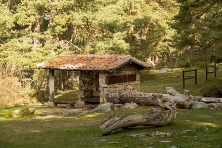 Refugio de montaña en Cercedilla, en la comunidad de Madrid. Parque Nacional Sierra de Guadarrama, España