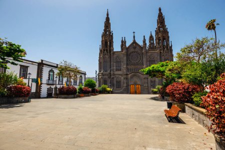 Foto de Church of San Juan Bautista, Gothic Cathedral in Arucas, Gran Canaria, Spain. - Imagen libre de derechos