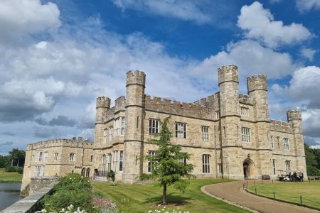Téléchargez les photos : Kent, Angleterre, 15 juin 2022 : Le célèbre château de Leeds en Angleterre - en image libre de droit