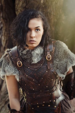 Foto de Retrato de princesa guerrera en batalla de cosplay - Imagen libre de derechos