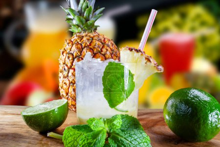 Pineapple and lime cocktail with mint
