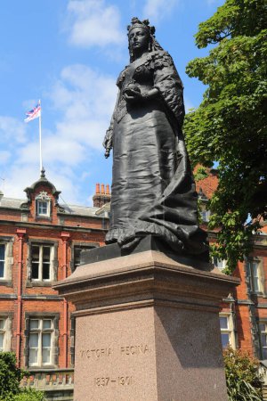 Photo for Queen Victoria statue in Scarbourough, UK - Royalty Free Image