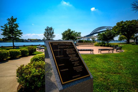 Foto de Bayonne Bridge from the Dennis P. Collins Park, Bayonne, NJ, Estados Unidos - Imagen libre de derechos