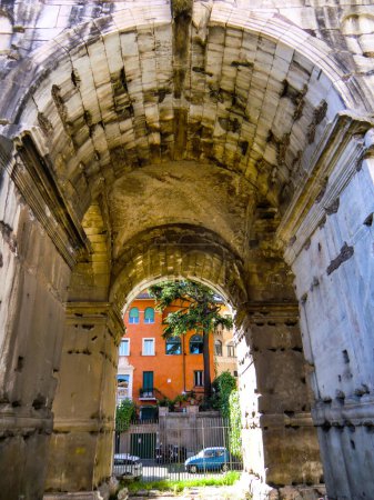 Téléchargez les photos : Quadrifrons triumphal arch of Janus, Rome, Unesco World Heritage Site, Rome, Italy, Europe - en image libre de droit